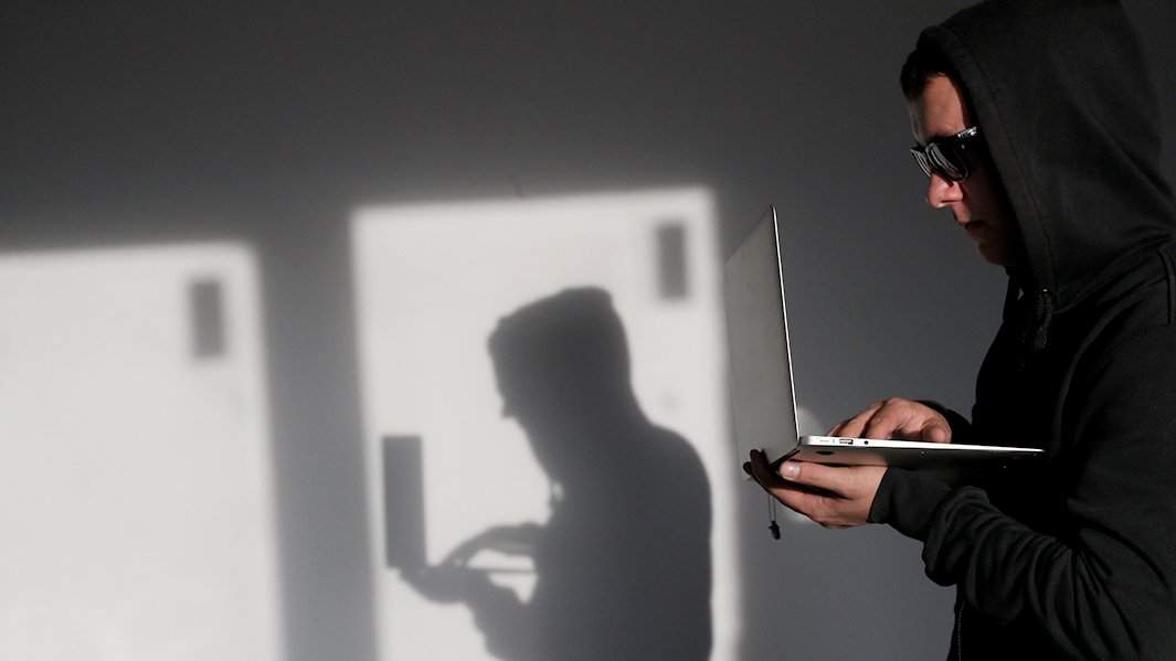 хакер компьютер 