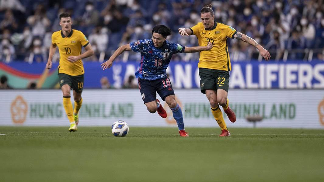 футбол футболисты игра матч стадион