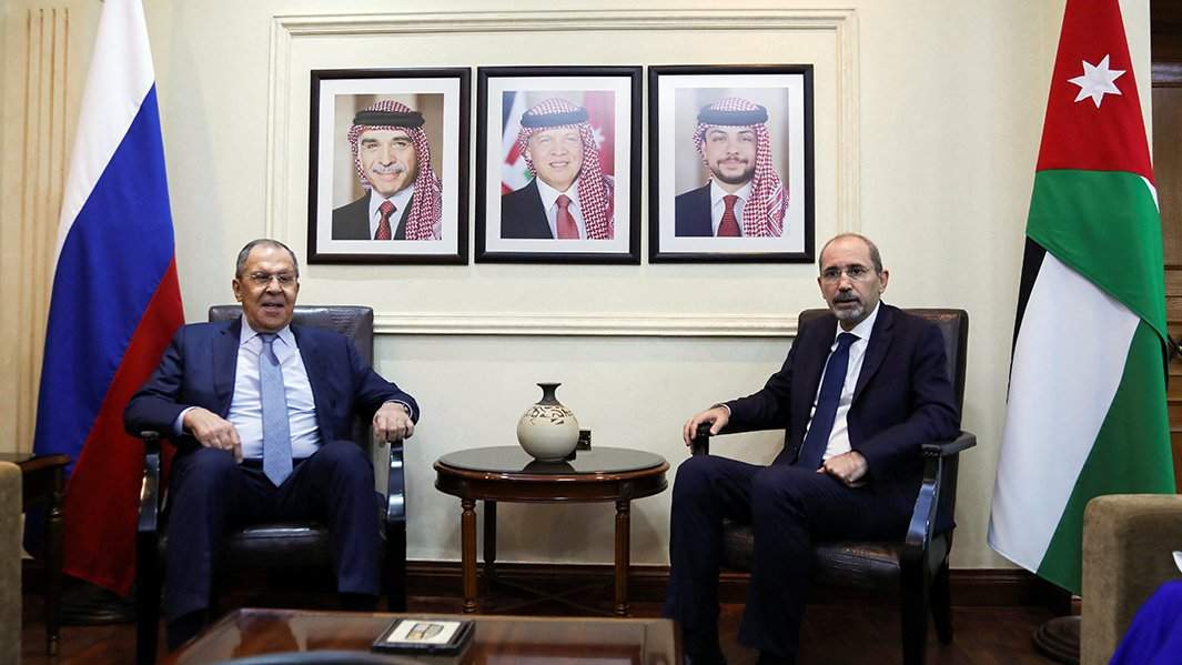 Министр иностранных дел РФ Сергей Лавров и министр иностранных дел Иордании Айман Сафади во время встречи