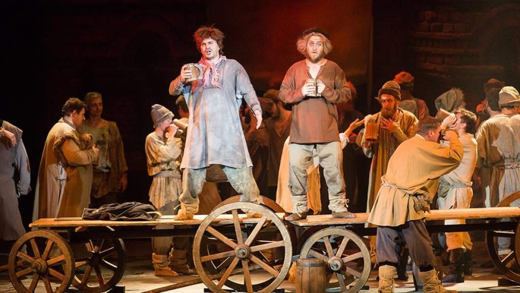 Александр Тюпа в роли Ерошки в опере «Князь Игорь»