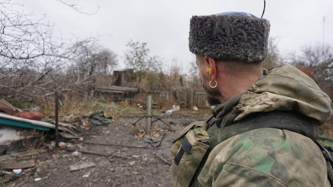 Боец минометного расчета с позывным «Дерзкий»