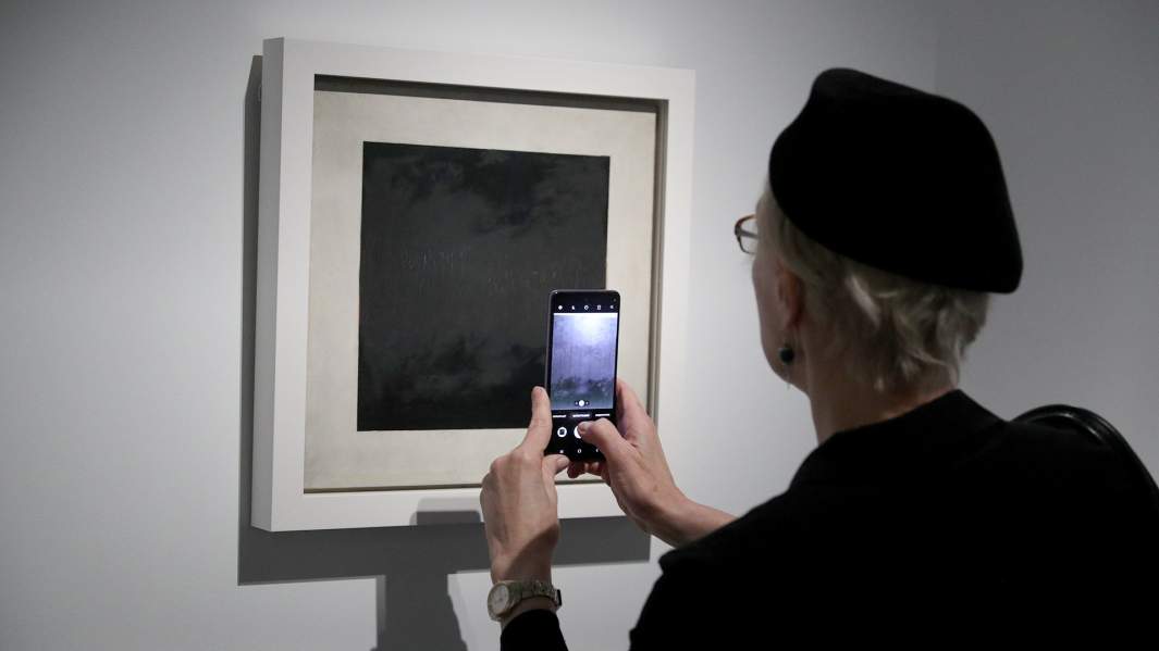 черный квадрат выставка зотов