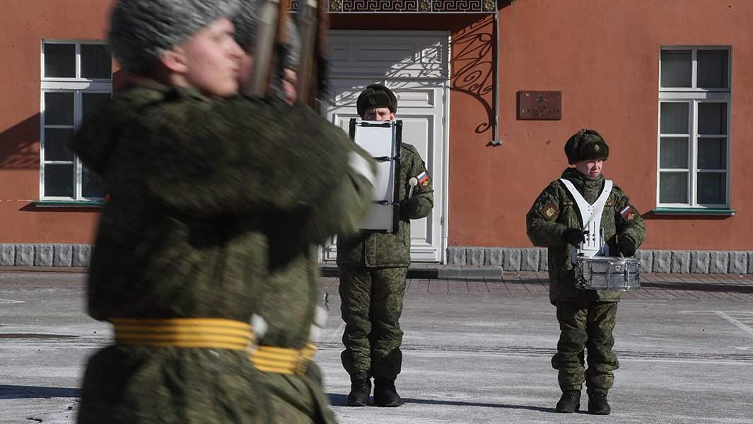 Военнослужащие армия солдаты