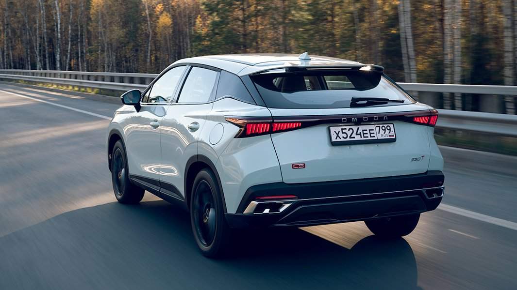 Расход в городе — 9,5 л на 100 км, по трассе — 5,8 л, средний — 7,1 л