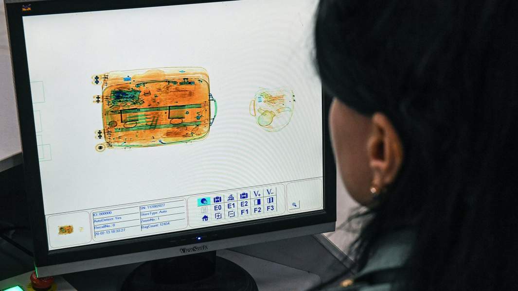 Досмотр багажа