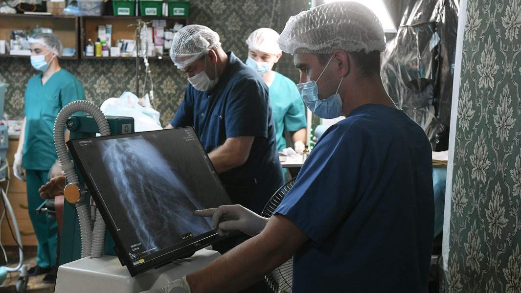 Врачи медицинского отряда специального назначения ВДВ 