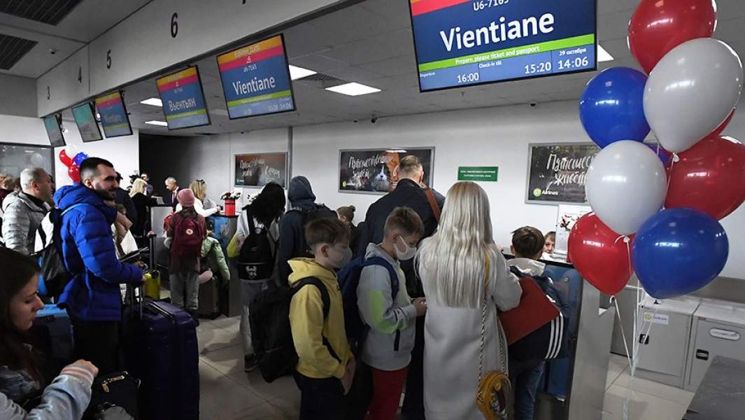 Объявленный рейс у стойки регистрации