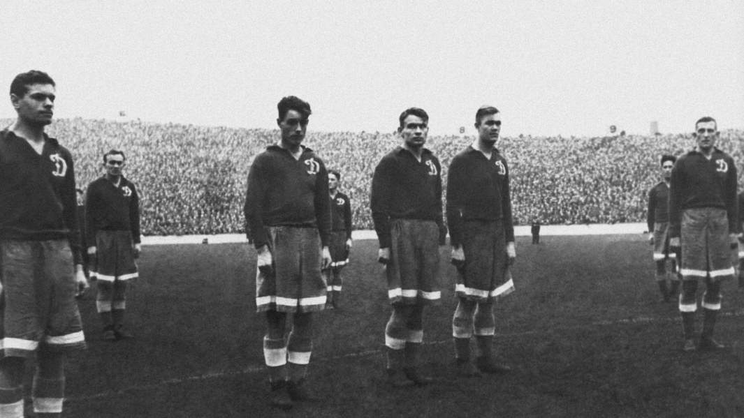 Футболисты московского Динамо