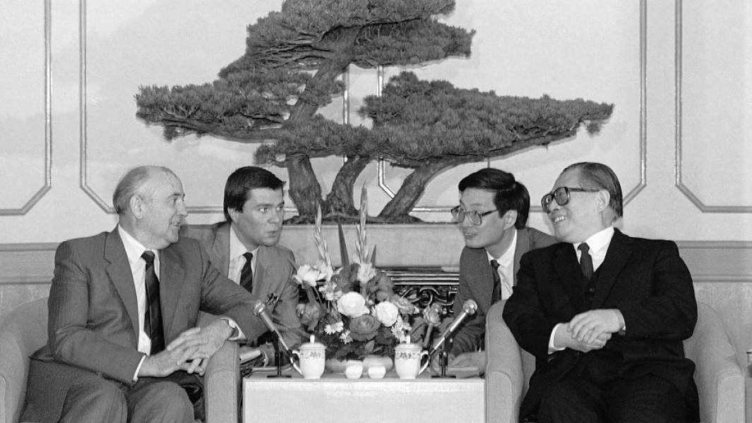 Михаил Горбачев и Цзян Цзэминь