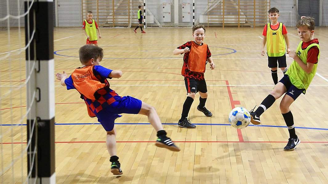 дети футбол зал