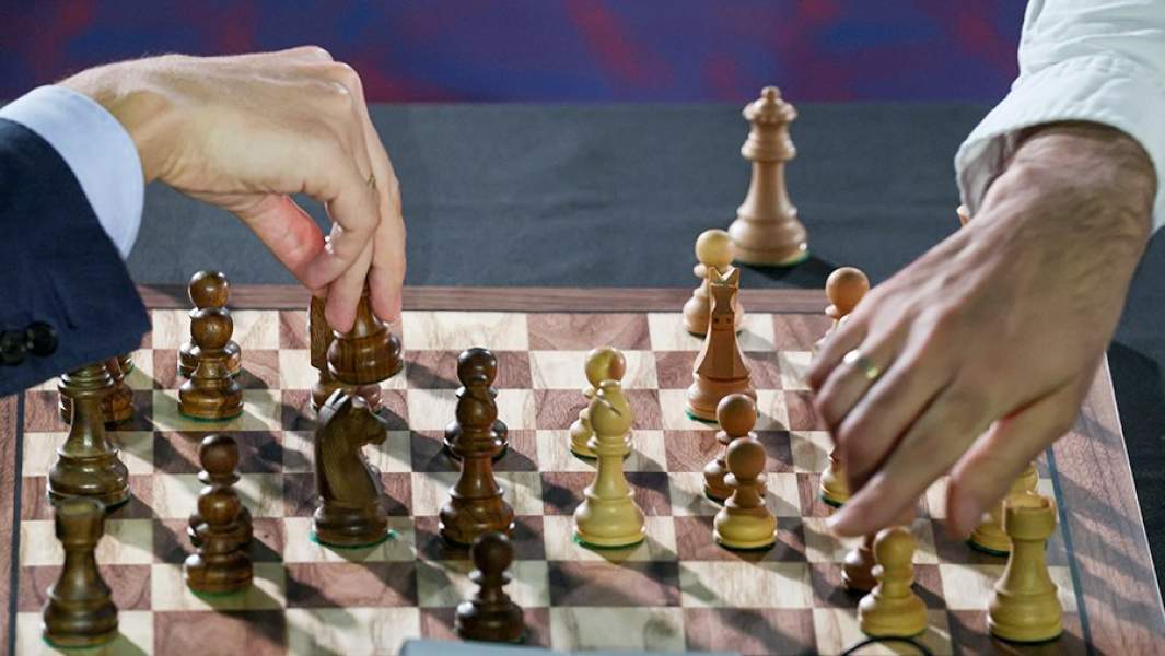 шахматы руки