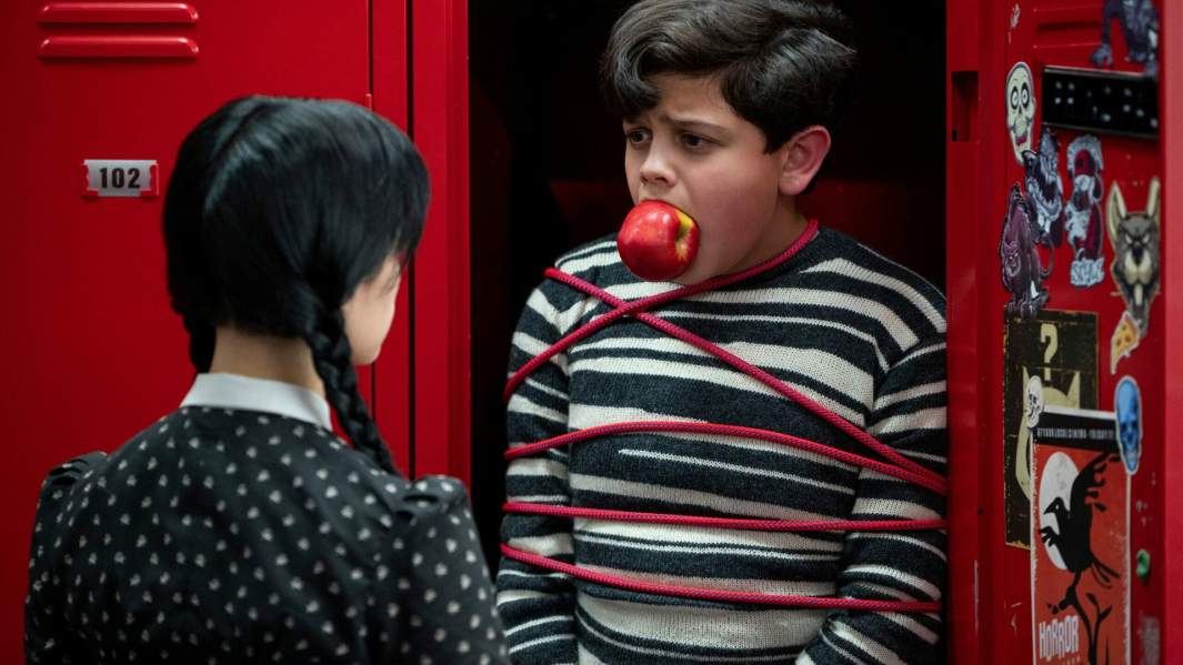 Кадр из сериала «Уэнсдэй»