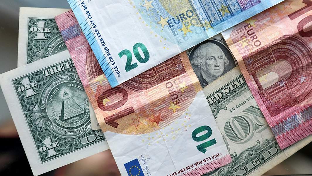 Деньги, евро, доллар