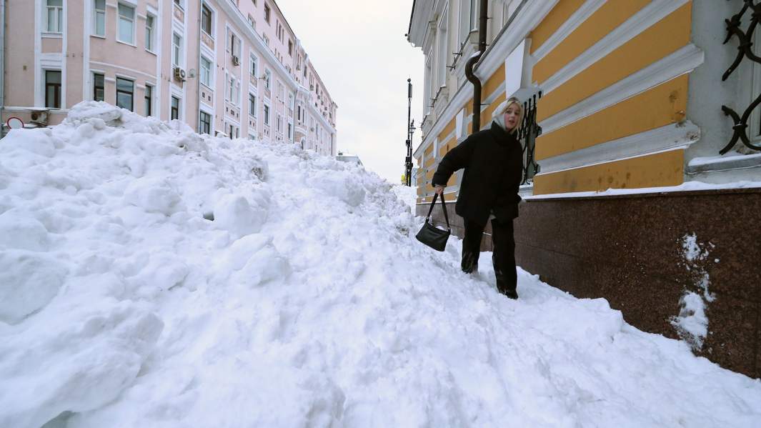 Последствия снегопада в Москве