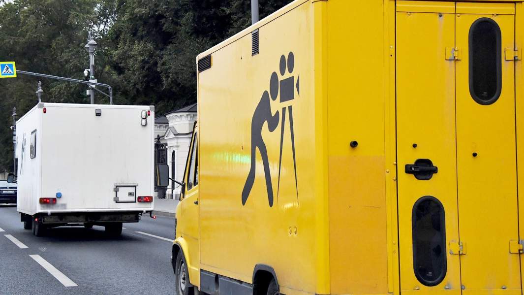 Машины киносъемочной бригады