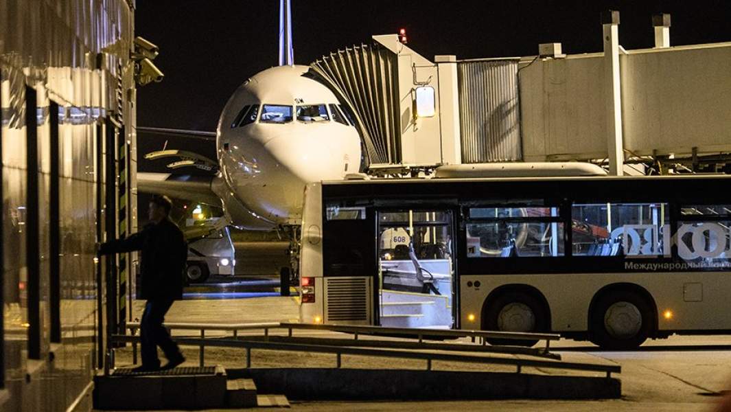 Посадка пассажиров в самолет