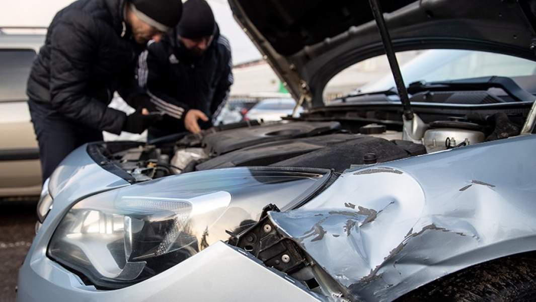 Осмотр транспортного средства, пострадавшего в ДТП