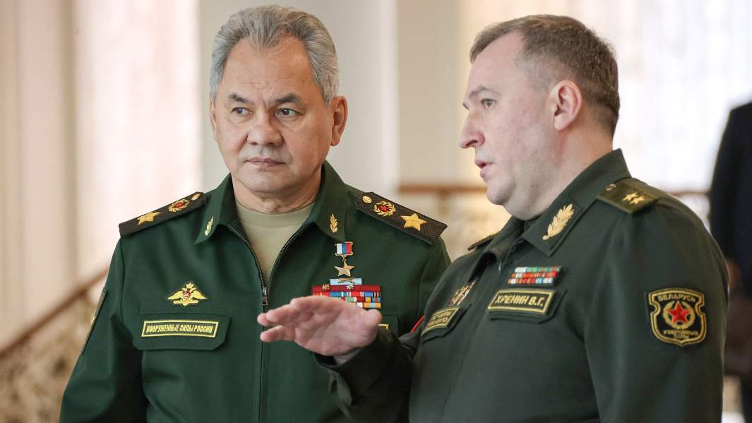 Министр обороны России Сергей Шойгу и министр обороны Белоруссии Виктор Хренин 