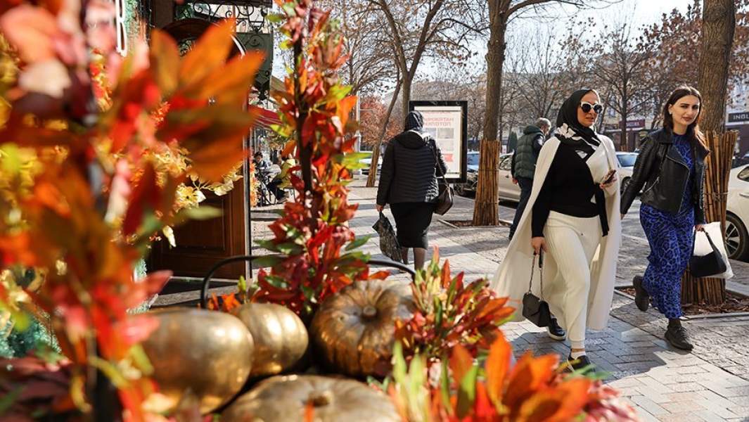 грозный улица женщины