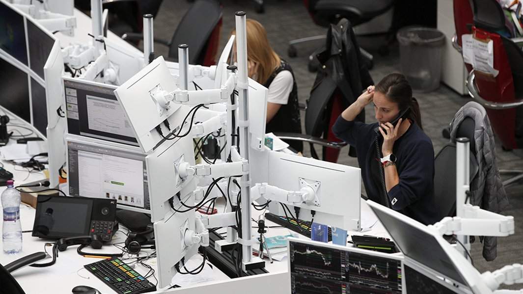 Биржа, банк 