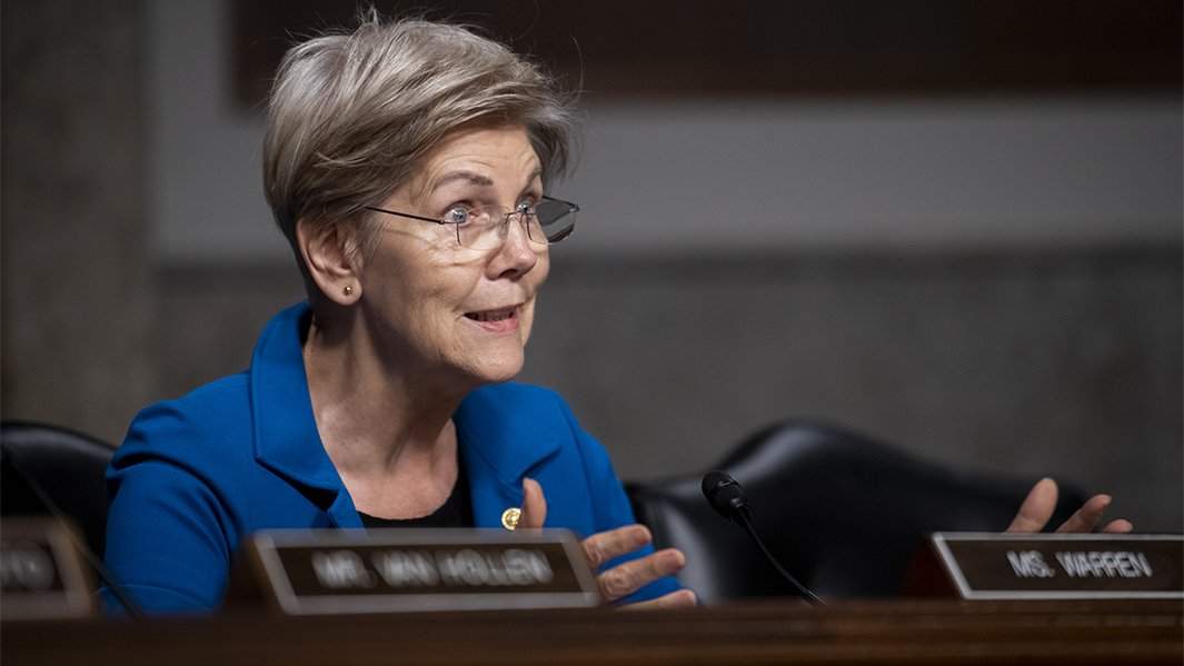 Сенатор США Элизабет Уоррен 