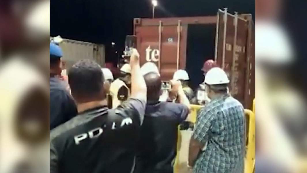 Контейнер в порту Малайзии