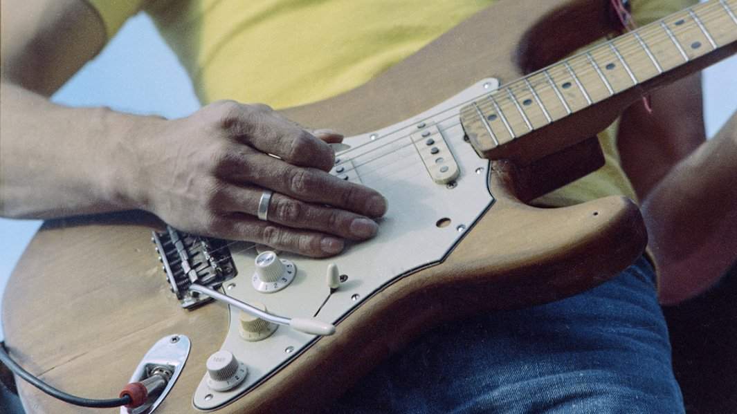 гитара Fender Stratocaster