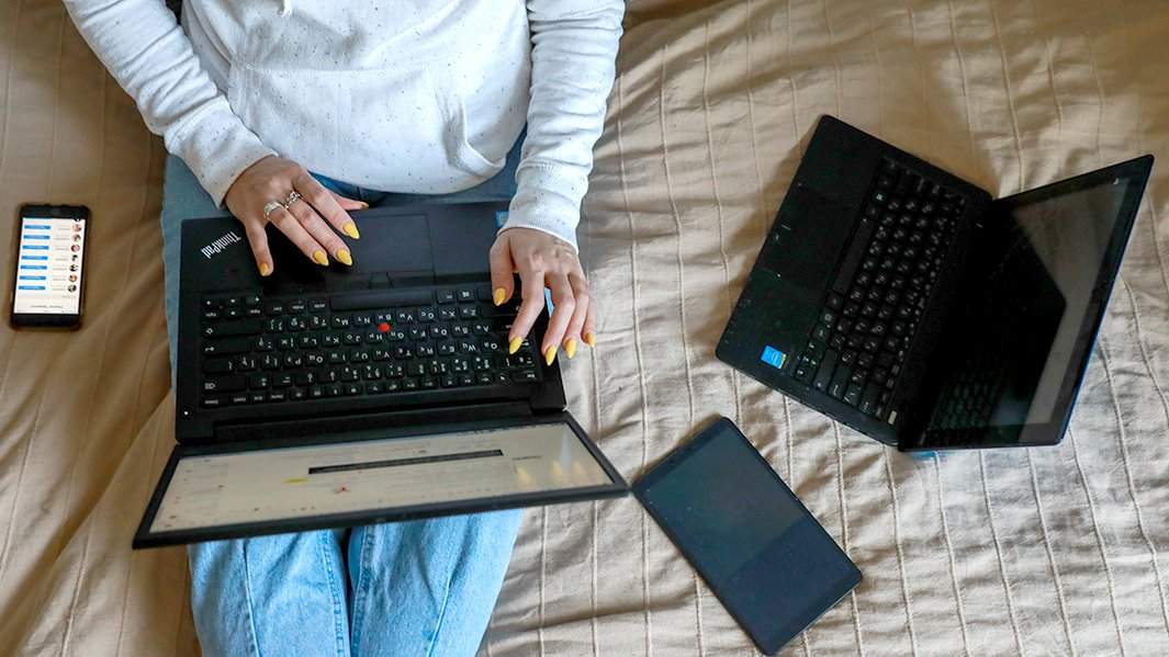 Работа, ноутбук 