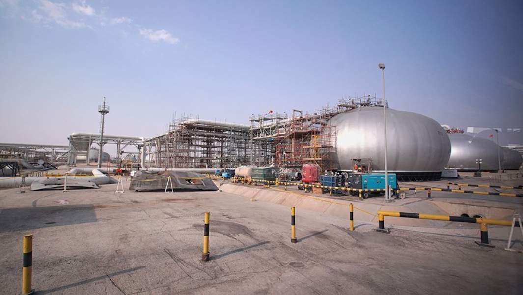 Нефтеперерабатывающий завод в Саудовской Аравии