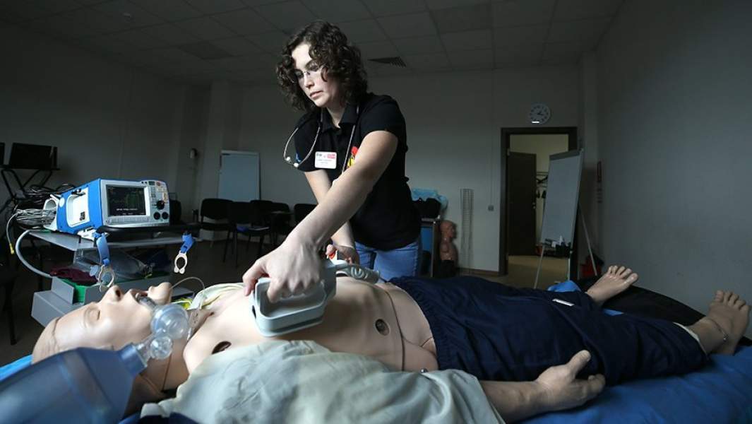 первая помощь