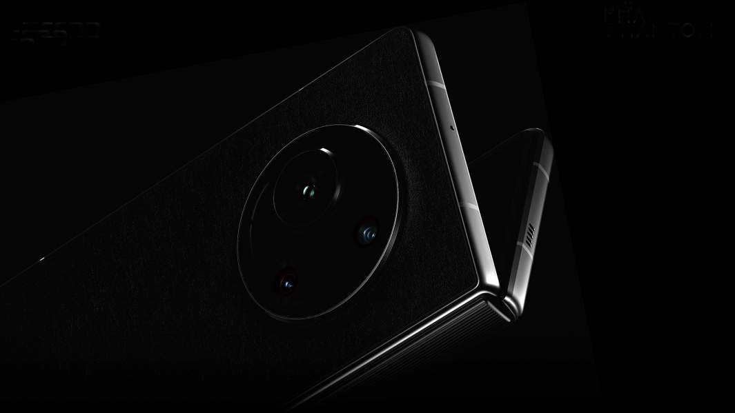 Tecno Phantom V Fold