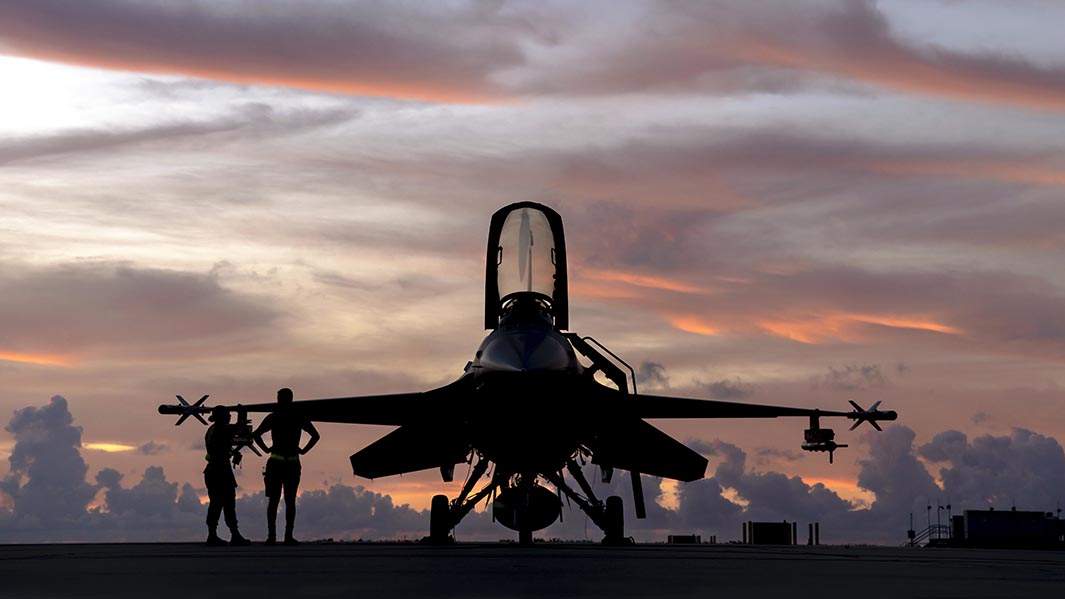 истребитель