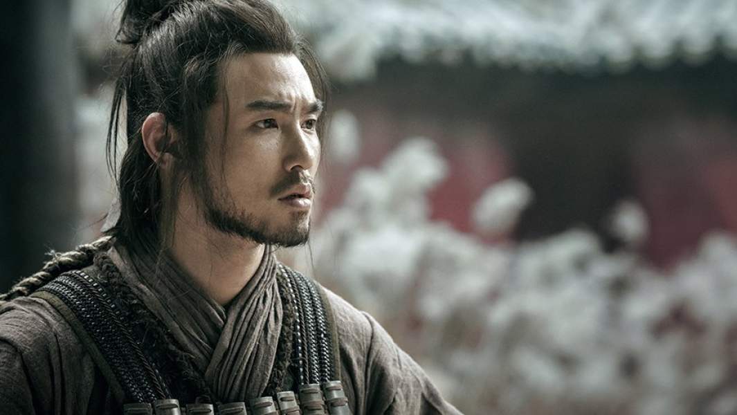 Кадр из фильма «Рыцарь теней»