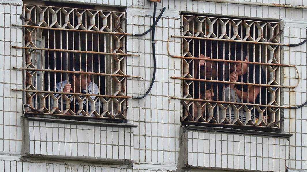 заключенные