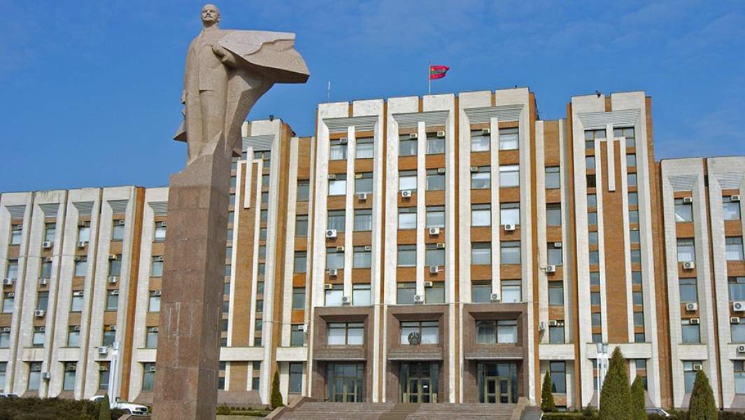 Здание Верховного совета Приднестровской Молдавской Республики в Тирасполе