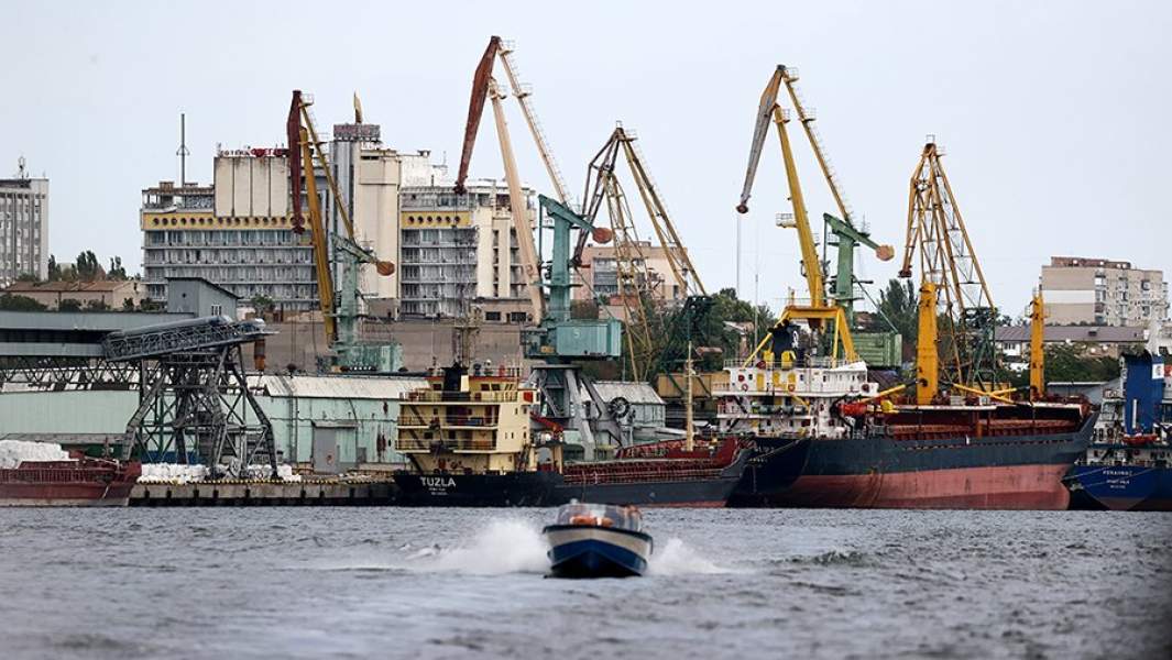 Вид на морской порт Херсона