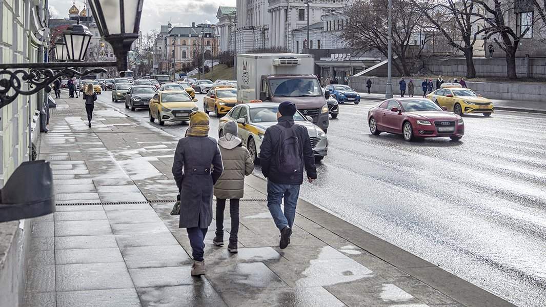 Москва в апреле