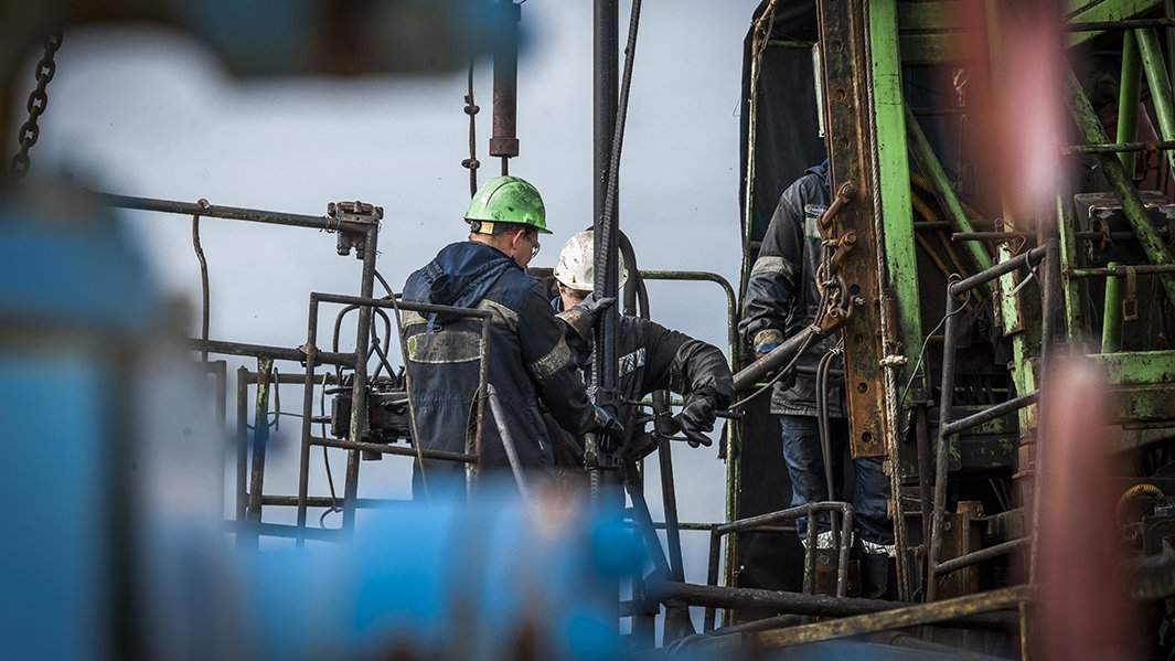 нефть