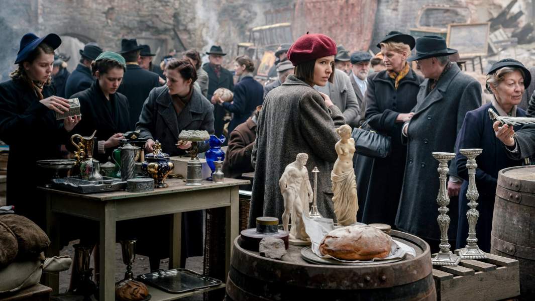 Кадр из фильма «Нюрнберг»