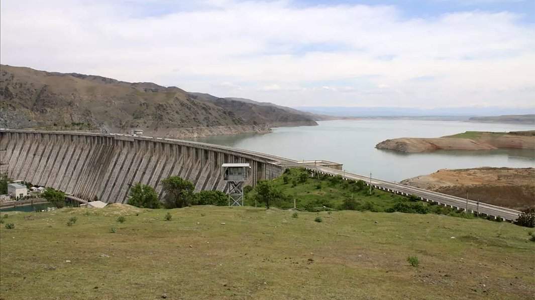 Таджикистан водохранилище Ругон