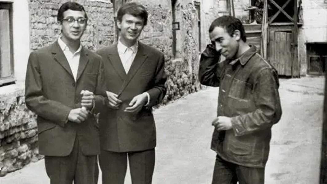 Юрий Милославский, Вагрич Бахчанян и Эдуард Лимонов в молодости
