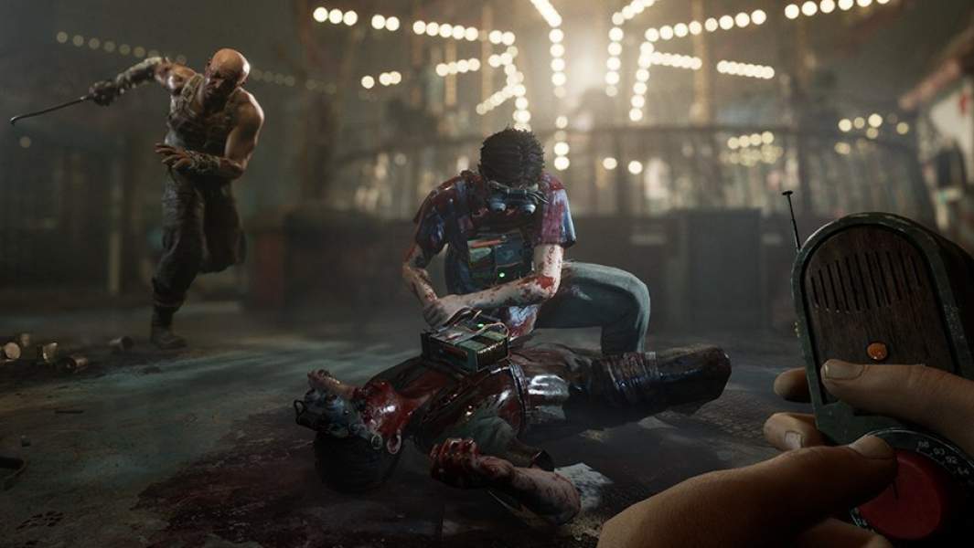 Скриншот из игры The Outlast Trials