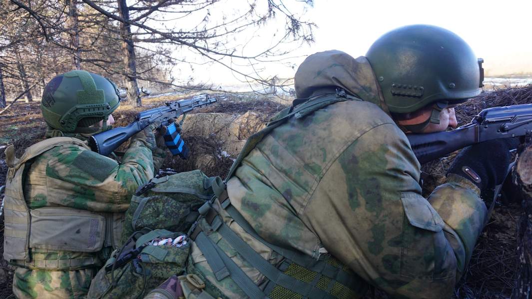 Солдаты ВС РФ