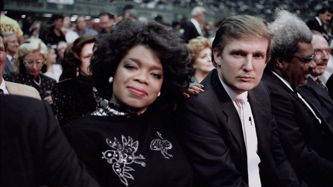 Телеведущая Опра Уинфри и экс-президент США Дональд Трамп