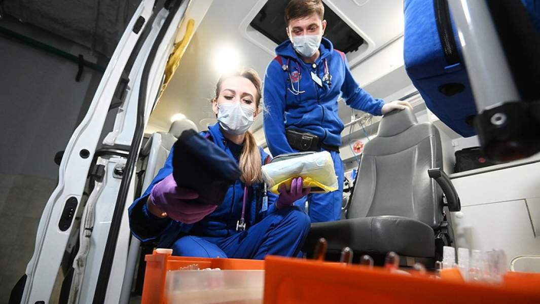 Врачи скорой помощи