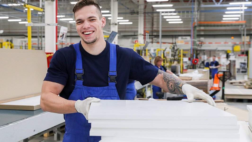 мебель производство рабочия