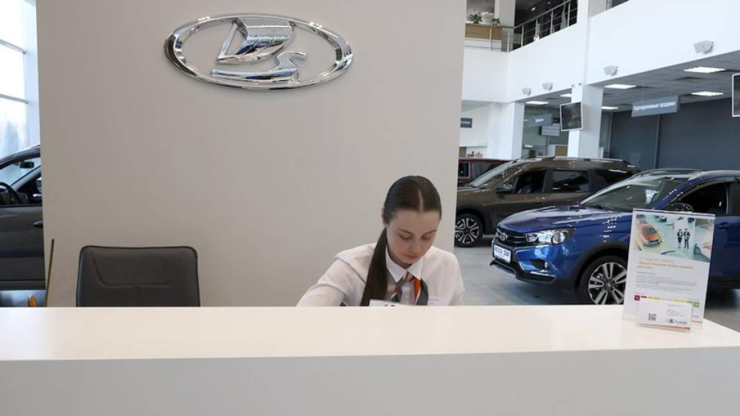 автоваз стойка девушка