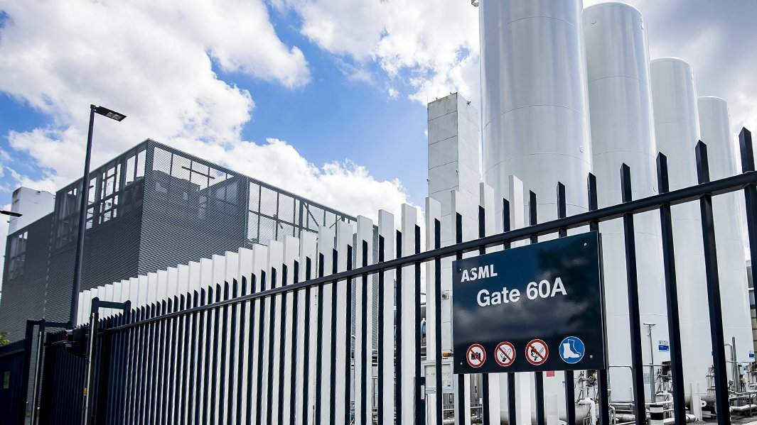 ASML