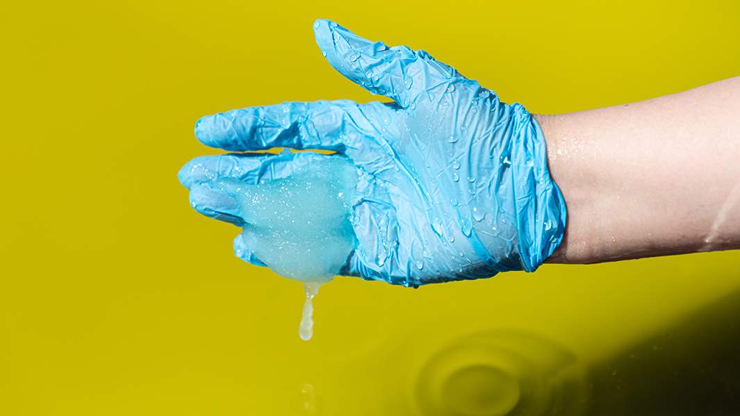 Литийсодержащий рассол в пустыне Атакама, Чили