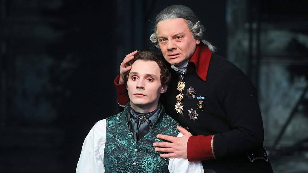 Сцена из спектакля «Павел I» 